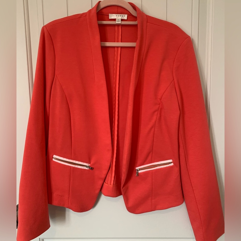 Women’s open blazer